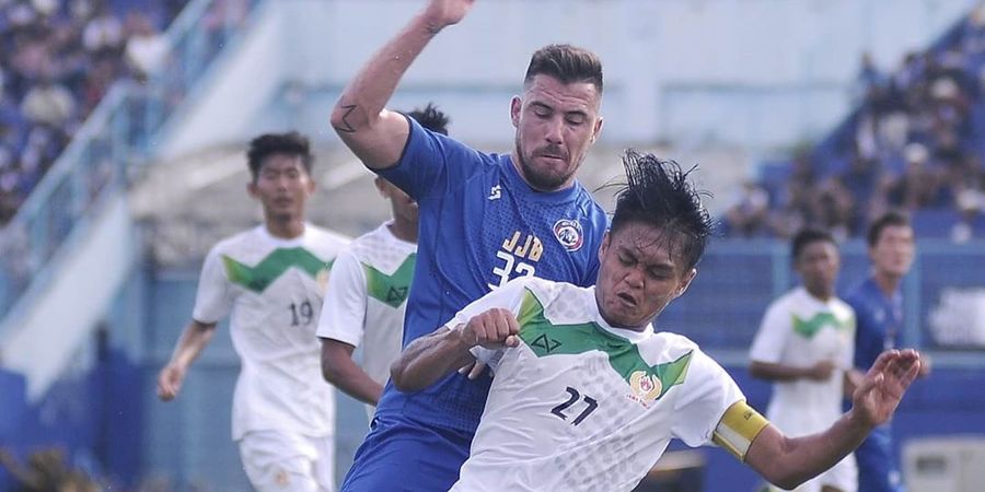 Karena Masalah di Arema FC, Klub Argentina Kerja Ekstra untuk Rekrut Jonatan Bauman