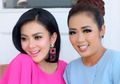 Dibilang Mirip, Syahrini dan Soimah Kenakan Dress Two Tone yang Sama!