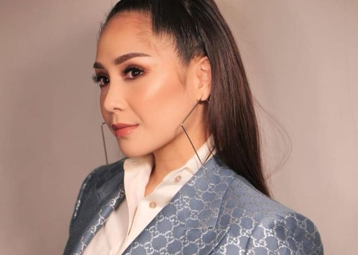 Artis Lulusan Unpad Cara Golden