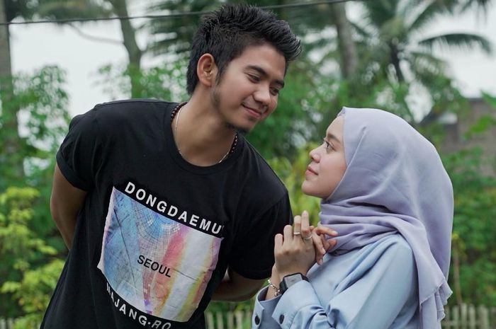 Rizki DA dan Lesty Kejora saat masih berpacaran