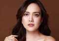 Cuek Tampil Seksi, Shandy Aulia Unggah Foto Jadul dengan Rambut Poni Depan Menuai Pujian dari Sesama Rekan Artis