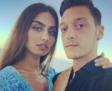 Pacar Mesut Ozil Bongkar Potret Masa Lalu, Netizen: Emang Udah Cantik dari Kecil