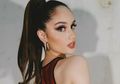 Pamer Kulit Mulus, Tampilan Super Seksi Cinta Laura Pakai Mini Dress Pas Body Justru Tuai Banjir Pujian!
