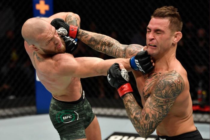 Pertempuran Conor McGregor vs Dustin Poirier di UFC 257, beberapa waktu yang lalu (24/1/2021).