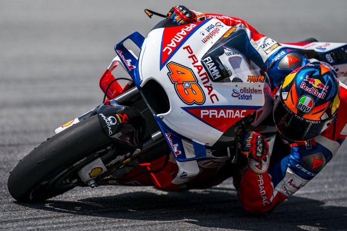 Pembalap Pramac Racing, Jack Miller, saat menjalani uji coba di Sirkuit Sepang, Malaysia, Jumat (8/2/2019).