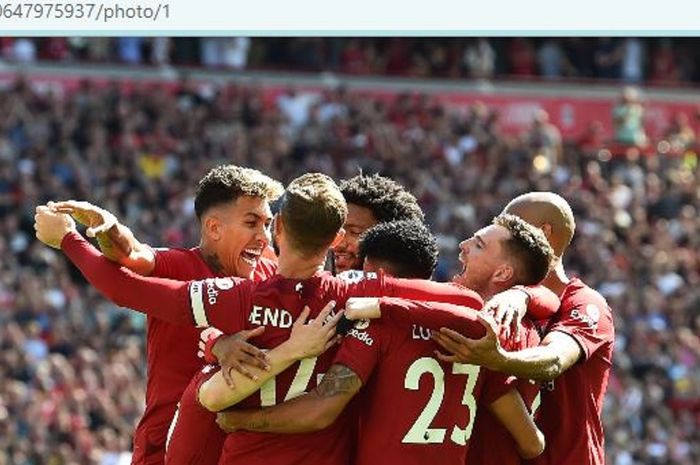 Para pemain Liverpool merayakan gol saat berhasil menjebol gawang Fulham dalam lanjutan pekan keempat Liga Inggris 2022-2023, Sabtu (27/8/2022).