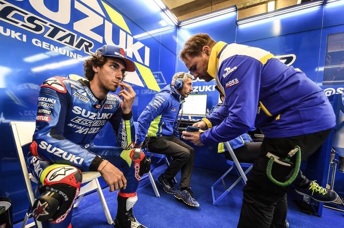 Alex Rins ketika bersiap untuk menjalani balapan MotoGP Prancis 2019, Minggu (19/5/2019).