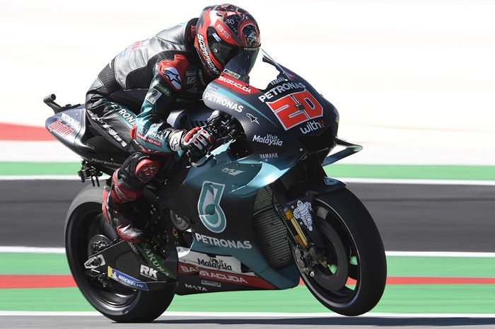 Pembalap Petronas Yamaha SRT, Fabio Quartararo, kala beraksi di sesi latihan hari pertama MotoGP Austria 2019