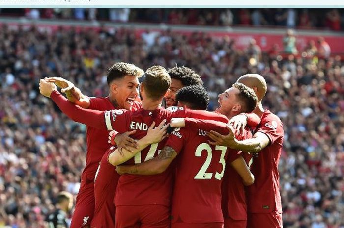 Para pemain Liverpool merayakan gol saat berhasil menjebol gawang Fulham dalam lanjutan pekan keempat Liga Inggris 2022-2023, Sabtu (27/8/2022).