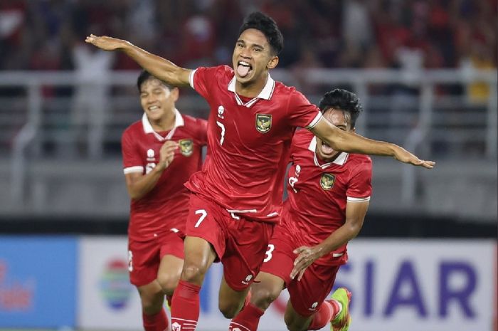 Marselino Ferdinan lakukan selebarasi ke gawang Vietnam di laga terakhir Grup F Kualifikasi Piala Asia U-20 2023.