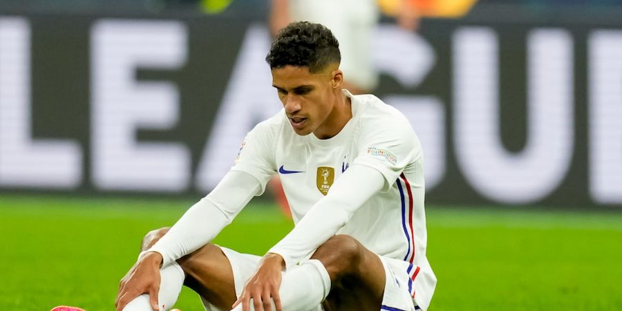 Raphael Varane Cedera, Manchester United Alami Darurat Bek Tengah