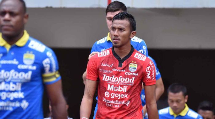 Kiper Persib Bandung, Teja Paku Alam, dalam laga melawan Tira Persikabo, Jumat (21/2/2020).