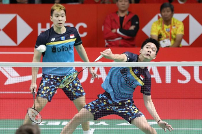 Pasangan ganda putra Indonesia, Marcus Fernaldi Gideon/Kevin Sanjaya Sukamuljo, beraksi.