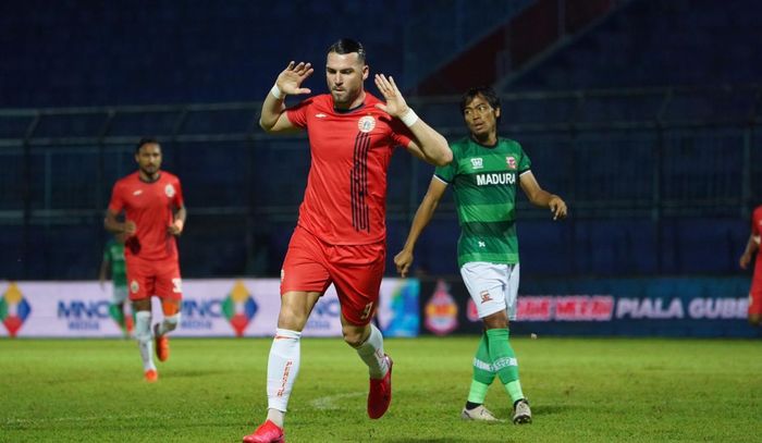 Selebrasi Marko Simic saat mencetak gol untuk Persija Jakarta pada laga kontra Madura United di semifinal Piala Gubernur Jatim 2020.