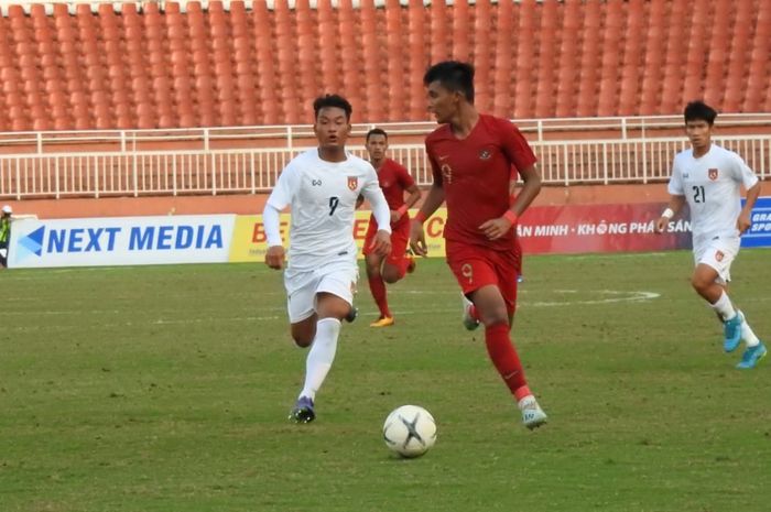 Pemain timnas U-18 Indonesia, Sultan Diego Zico pada laga kontra timnas U-18 Myanmar, di Stadion Thong Nhat, Vietnam, Senin (19/8/2019).