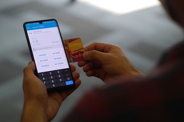 Saat Pandemi, Masyarakat Lebih Sering Menabung Secara Digital - Info