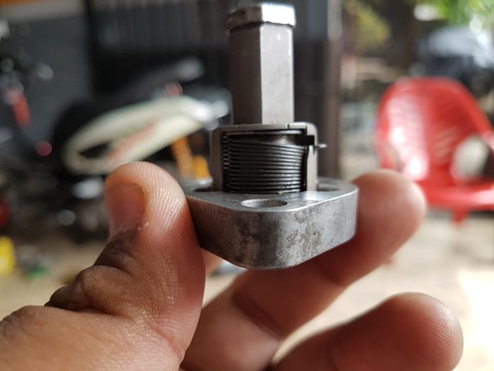 Tonjokan atau Tensioner Keteng Yamaha NMAX