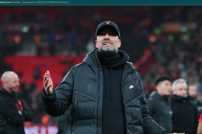 Pelatih Liverpool, Juergen Klopp, mengaku bodo amat dengan Manchester City setelah sukses membawa timnya melibas Arsenal di Liga Inggris.