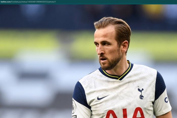 Harry Kane kini mendekati rekor gol tandang legenda Manchester United usai berhasil pecah telur bersama Tottenham Hotspur.