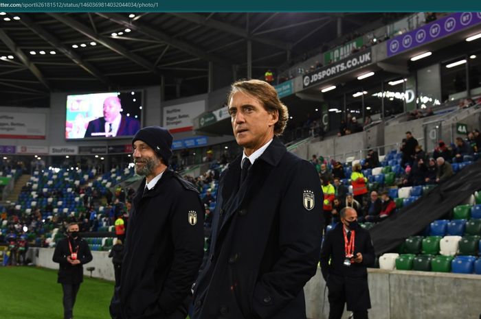 Pelatih timnas Italia, Roberto Mancini, turut mendampingi pada laga Kualifikasi Piala Dunia 2022 Zona Eropa.