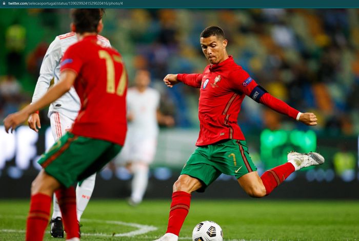 Megabintang timnas Portugal, Cristiano Ronaldo.