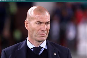Bukan Man United, Zinedine Zidane Selangkah Lagi Bergabung dengan Klub Raksasa Eropa Lain