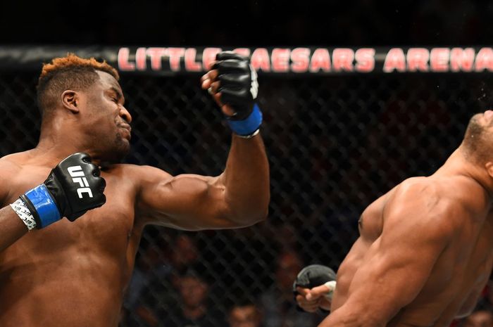 Pukulan eks jagoan UFC, Francis Ngannou disebut mukjizat sekaligus musibah.