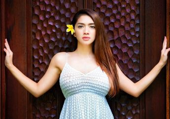 Angel Karamoy Tampil Menggoda, Sang Janda Pakai Baju Sleeveless Jadi Sorotan Warganet