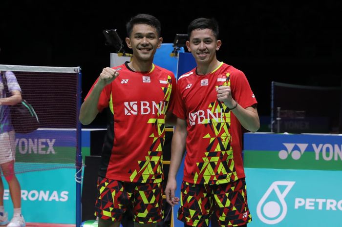 Pasangan ganda putra Indonesia, Fajar Alfian/Muhammad Rian Ardianto, usai memenangi laga perempat final Malaysia Open 2022, Jumat (1/7/2022)