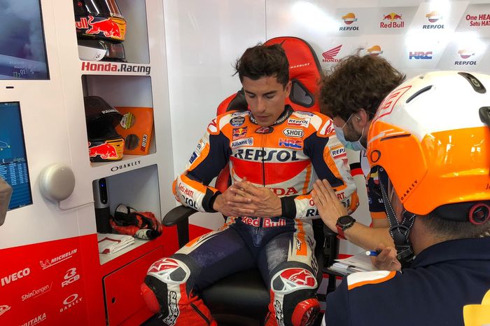 Marc Marquez yang baru comeback di seri ketiga MotoGP 2021 itu pun belum memperlihatkan adanya tanda kebangkitan