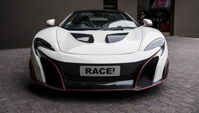 Bonet McLaren 650S dibuat mirip P1