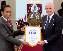 5 Poin Penting Sowannya Presiden FIFA ke Joko Widodo di Istana Merdeka