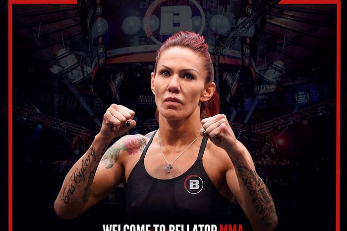 Petarung mixed martial arts wanita yang baru bergabung dengan Bellator MMA, Cris Cyborg.