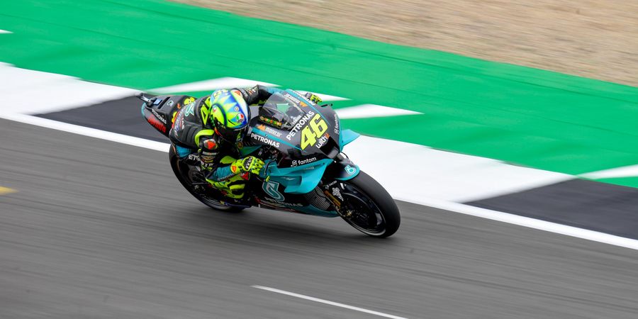 MotoGP Inggris 2021 - Kompetitif, Valentino Rossi Temukan Jalan untuk Kembali Mengamuk