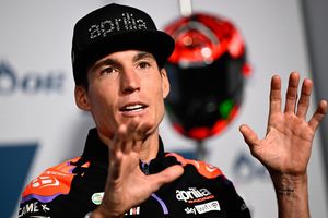 Banyak Pembalap Masuk Rumah Sakit, Aleix Espargaro: Kita Tak Bisa Terus Seperti Ini!