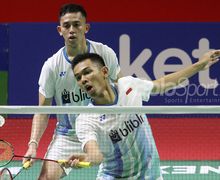 Fajar Alfian Terciduk Dukung Ratchanok Intanon Sebelum Final Thailand Open 2019, Netizen : Eeak Eeak Eeak