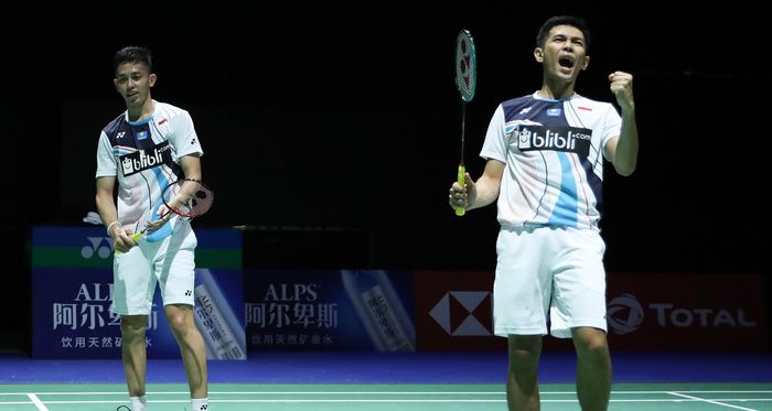 Pasangan ganda putra, Fajar Alfian/Muhammad Rian Ardianto, memenangi pertandingan babak kedua Kejuaraan Dunia BWF 2019 di St. Jakobshalle Basel, Swiss, 21 Januari 2019. Mereka mengalahkan Marcus Ellis/Chris Langridge (Inggris) dengan skor 14-21, 21-18, 21-14.