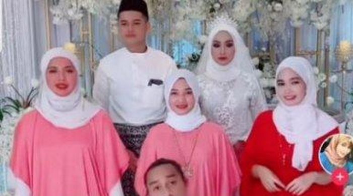 Suami wanita ini mencari tiga istri baru 