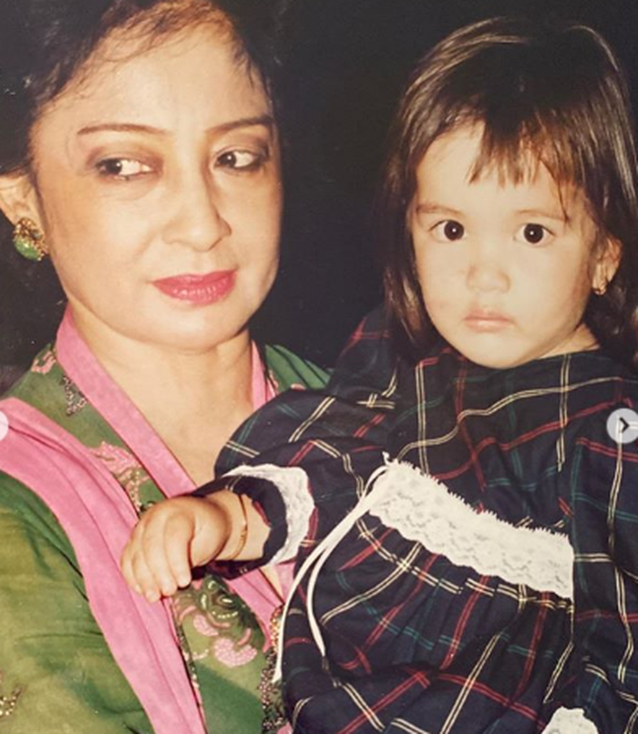 Nia Ramadhani saat masih kecil