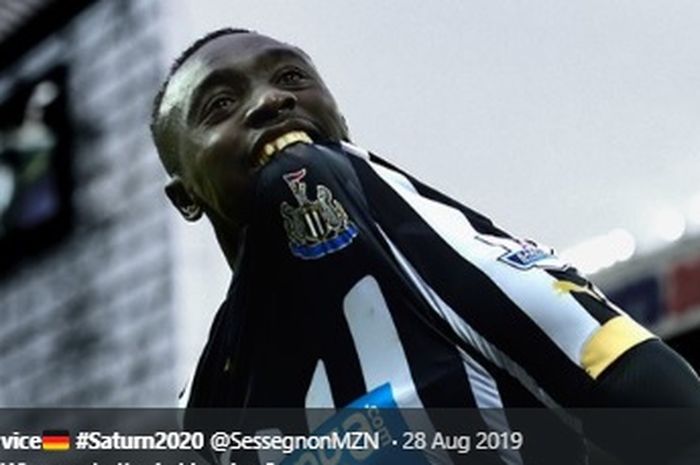 Papiss Cisse saat mengenakan seragam Newcastle United