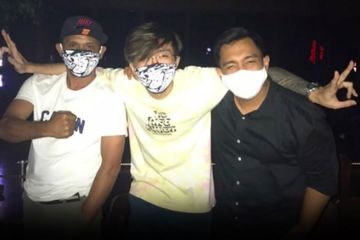 Viral foto dr. Tirta beredar di resto dan bar di tengah pandemi Covid-19.