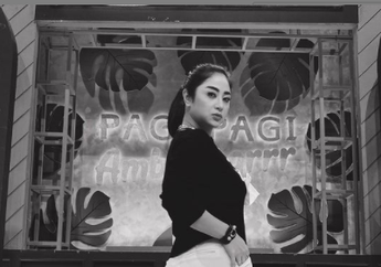 Tulis Kalimat Menohok, Dewi Perssik Kuliti Sikap Asisten Pribadinya yang Diduga Lontarkan Fitnah Padanya, Istri Angga Wijaya: Manusia Tidak Bersyukur Kau!