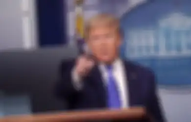 Berlagak Sehat dan Paksa Pulang dari Rumah Sakit Meski Positif Covid-19, Kondisi Asli Trump Dibongkar Profesor Lewat Video di Gedung Putih, Megap-megap