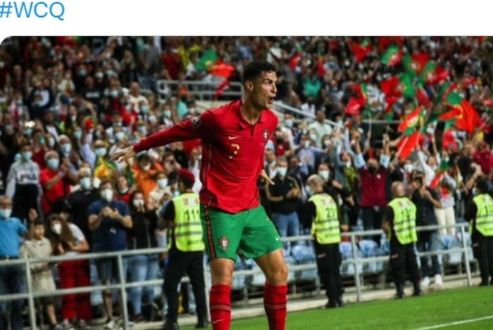 Megabintang timnas Portugal, Cristiano Ronaldo, merayakan gol ke gawang timnas Luksemburg dalam laga Grup A Kualifikasi Piala Dunia 2022 Zona Eropa di Stadion Algarve, Selasa (12/10/2021).