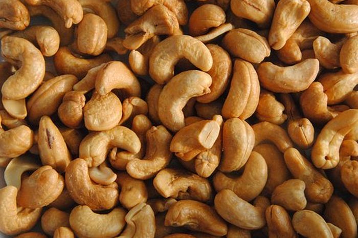Tak hanya gurih dan lezat, kacang mete juga bermanfaat untuk mengurangi stres dan rasa cemas.