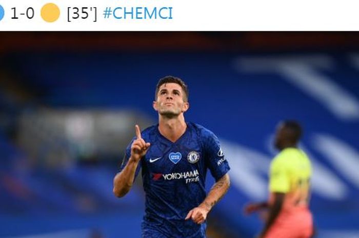 Winger Chelsea, Christian Pulisic, merayakan gol yang dicetak ke gawang Manchester City dalam laga Liga Inggris di Stadion Stamford Bridge, Kamis (25/6/2020).