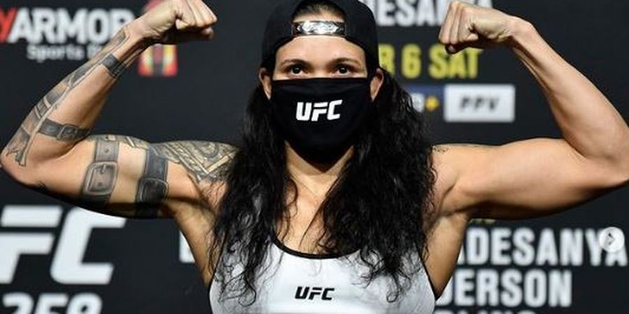 Hasil UFC 259 - Memang Menyeramkan, Ratu UFC Menang Terlalu Mudah