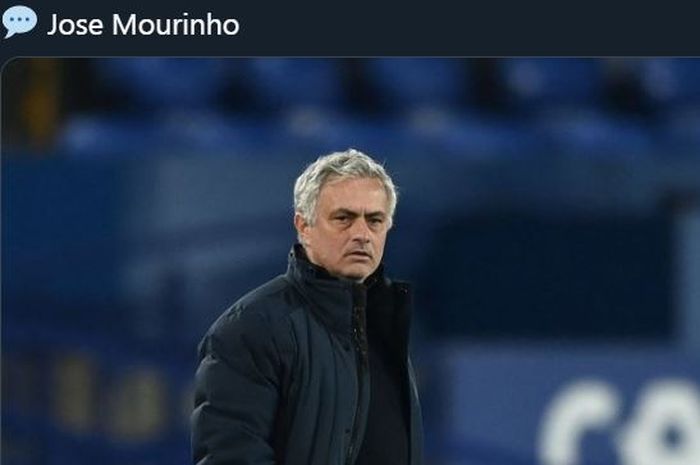 Reaksi pelatih Tottenham Hotspur, Jose Mourinho.