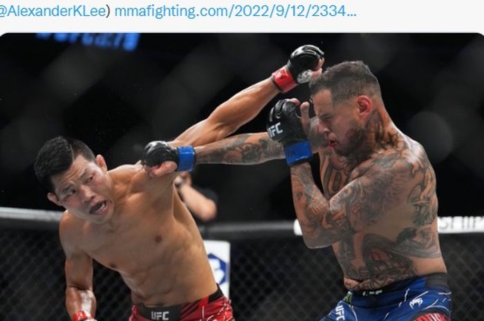 Momen duel Li Jingliang (kiri), dan Daniel Rodriguez pada UFC 279, Minggu siang (11/9/2022) WIB di Las Vegas, Nevada, AS.