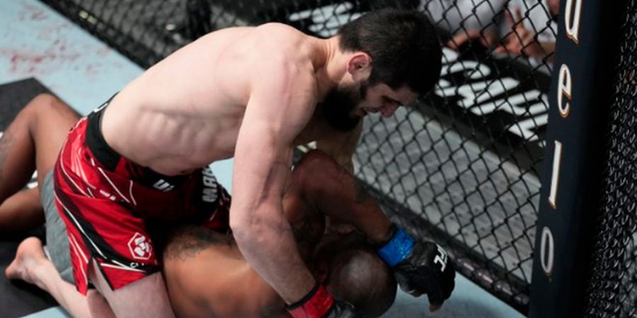 UFC 284 - Islam Makhachev Terlalu Sempurna, Fisiknya Tak seperti Jagoan Kelas Ringan